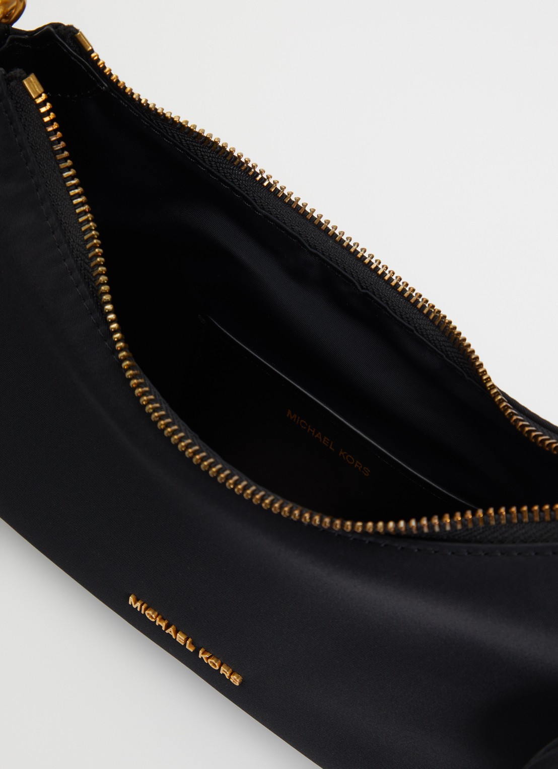 Michael Kors Nolita schoudertas met tasbedel  - detail 3 zwart