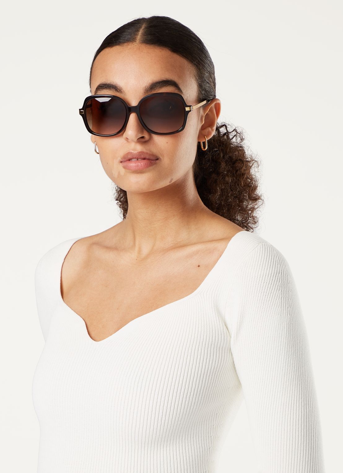 Michael Kors Zonnebril Adranna MK2024 - voorkant 2 bruin