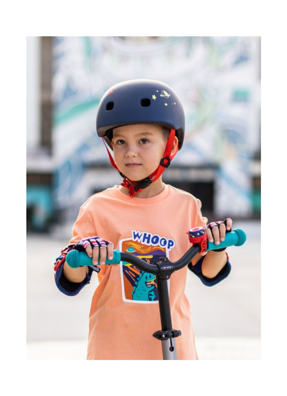 Micro Step Micro Raket kinderhelm - voorkant 6 donkerblauw