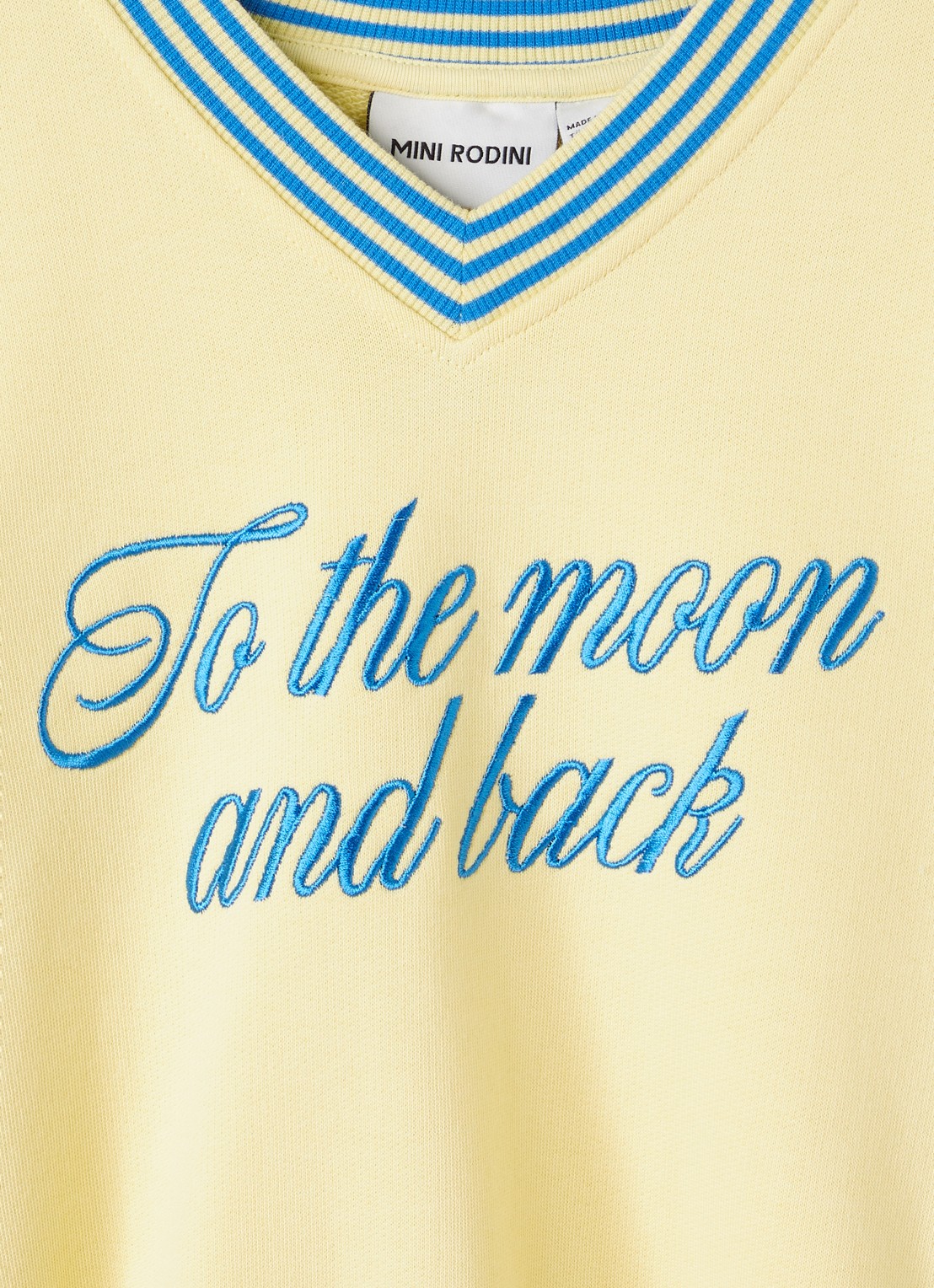 Mini Rodini To The Moon And Back sweater met borduring - detail lichtgeel