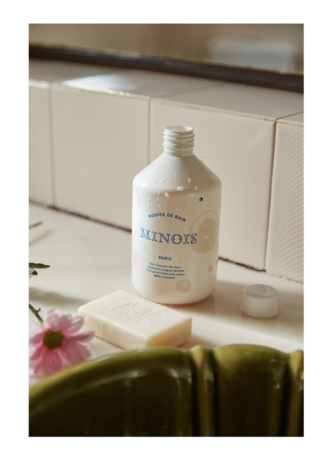 Minois Paris Baby bubbel badschuim 500 ml - detail 3 wit