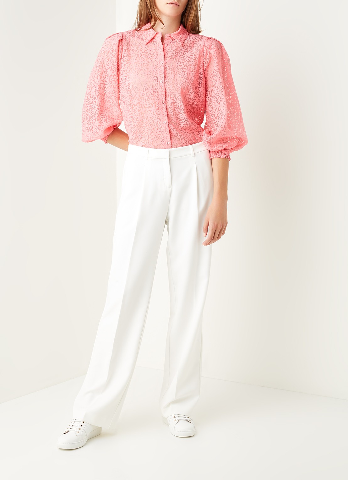 Mint Velvet Blouse met pofmouw en bloemenprint - voorkant 4 koraalroze