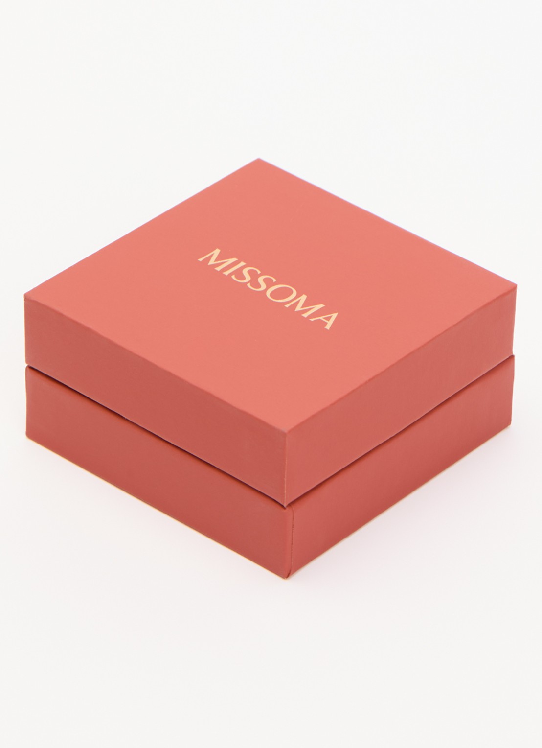 Missoma Lucy williams Pavé Knot Small oorringen verguld - detail 2 goud