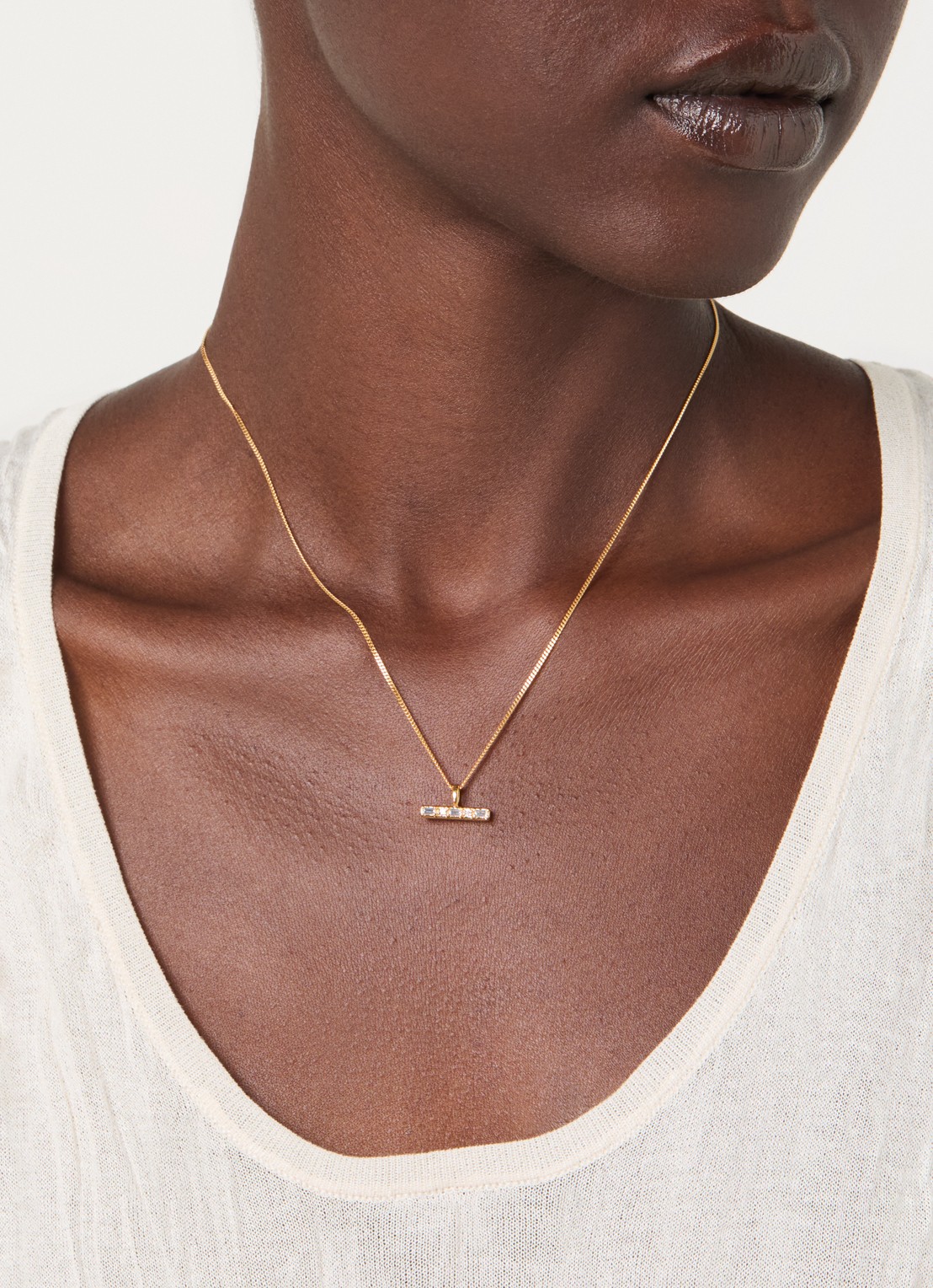 Missoma Lucy Williams T-Bar ketting verguld - voorkant 6 goud