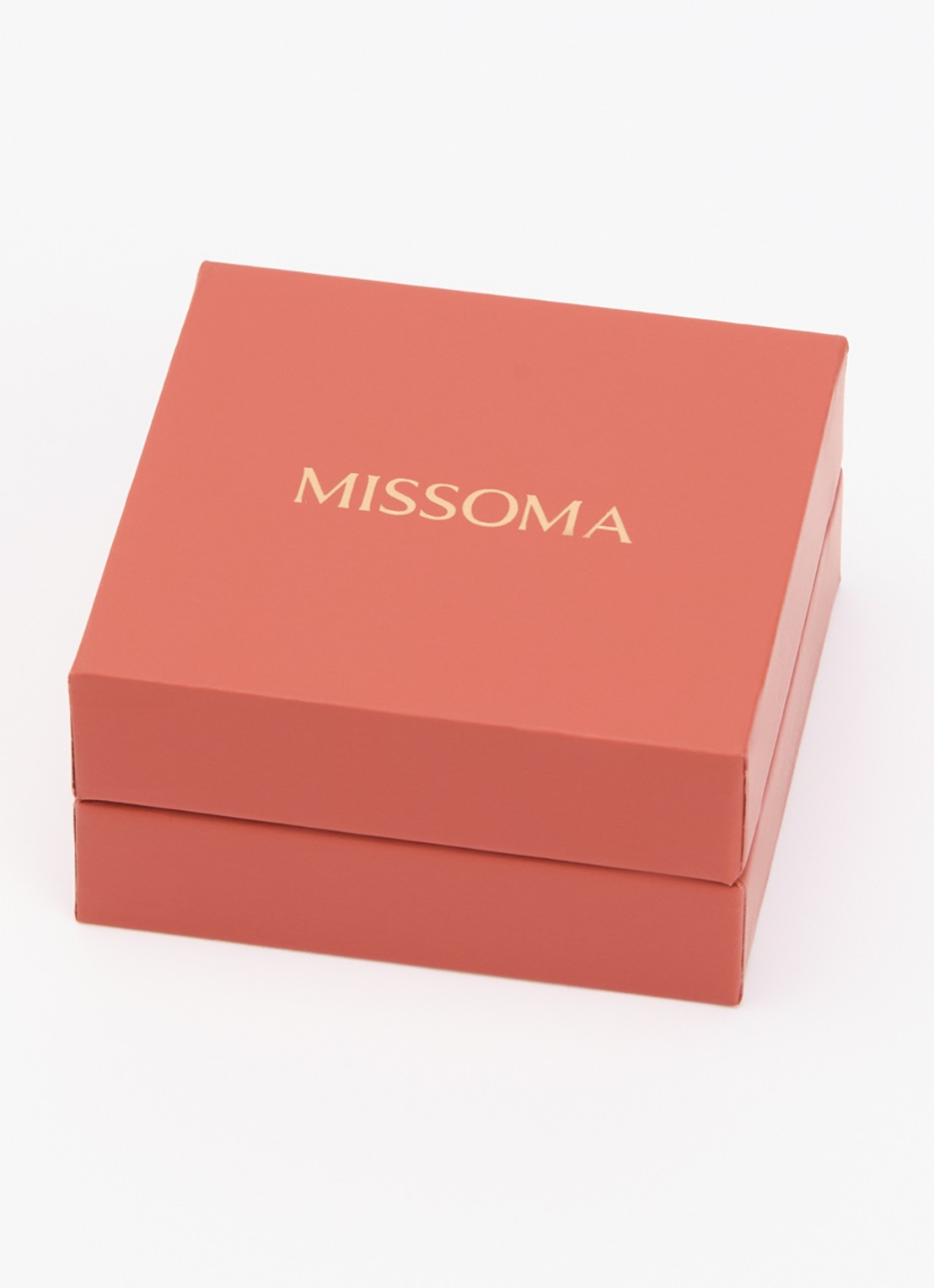 Missoma Markgong Bow Oversized oorstekers - detail 2 zilver