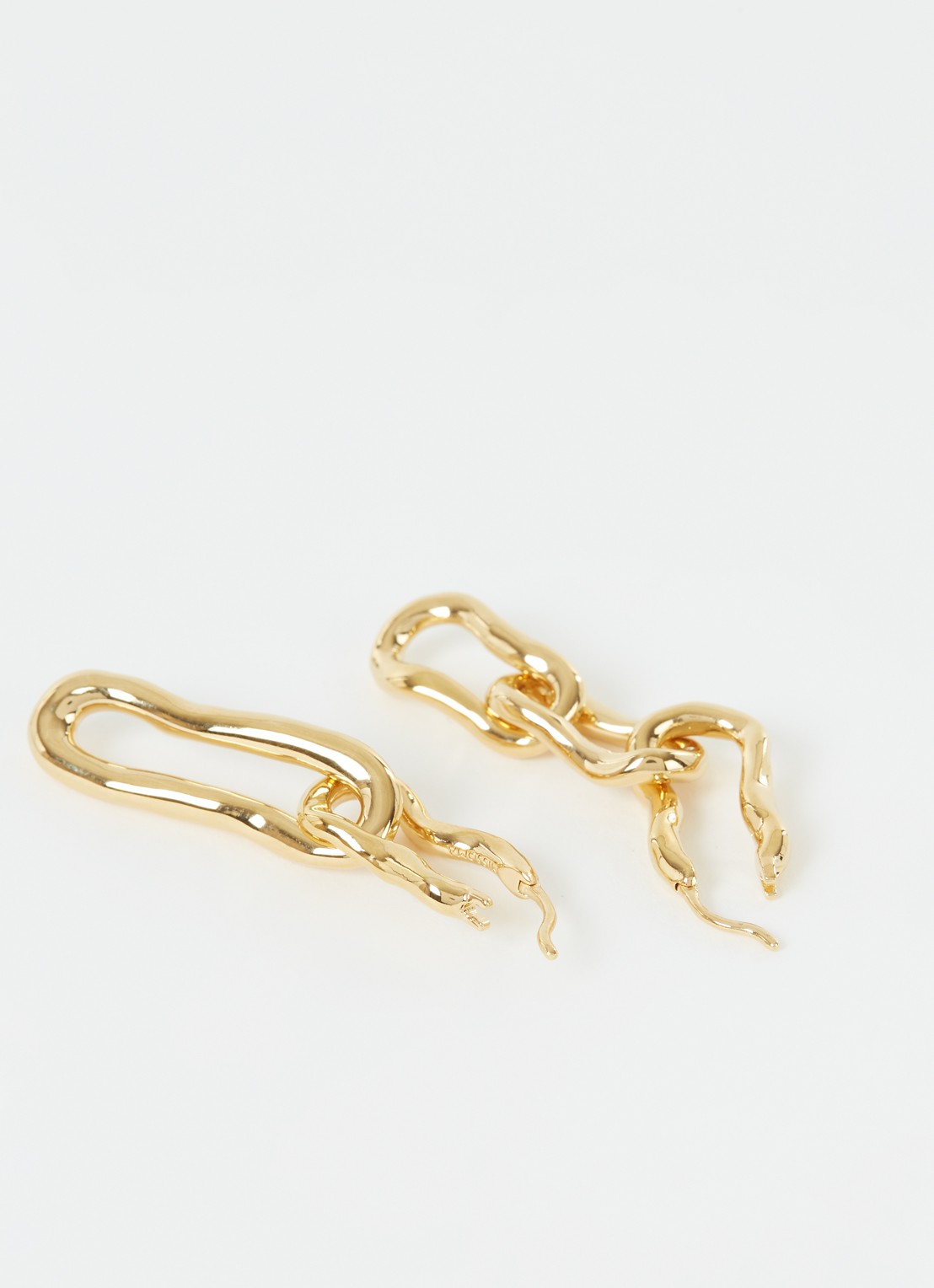 Missoma Molten Ovate oorringen verguld - voorkant 3 goud