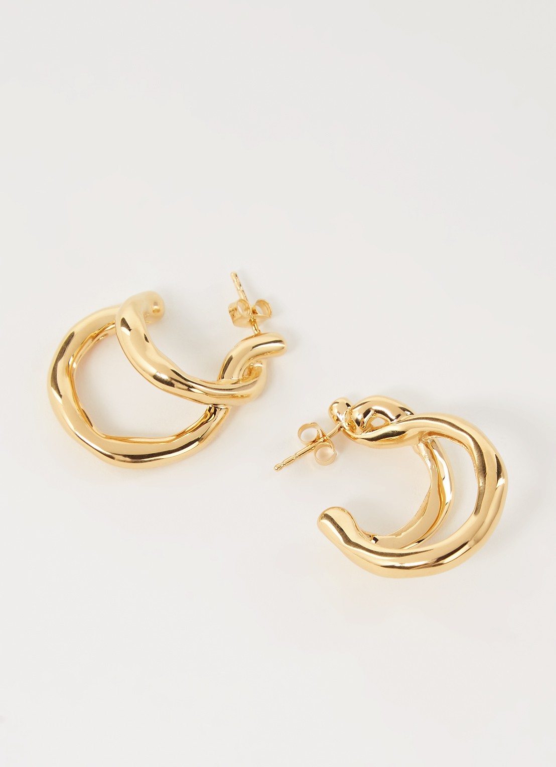 Missoma Molten Twisted oorringen verguld - voorkant 3 goud