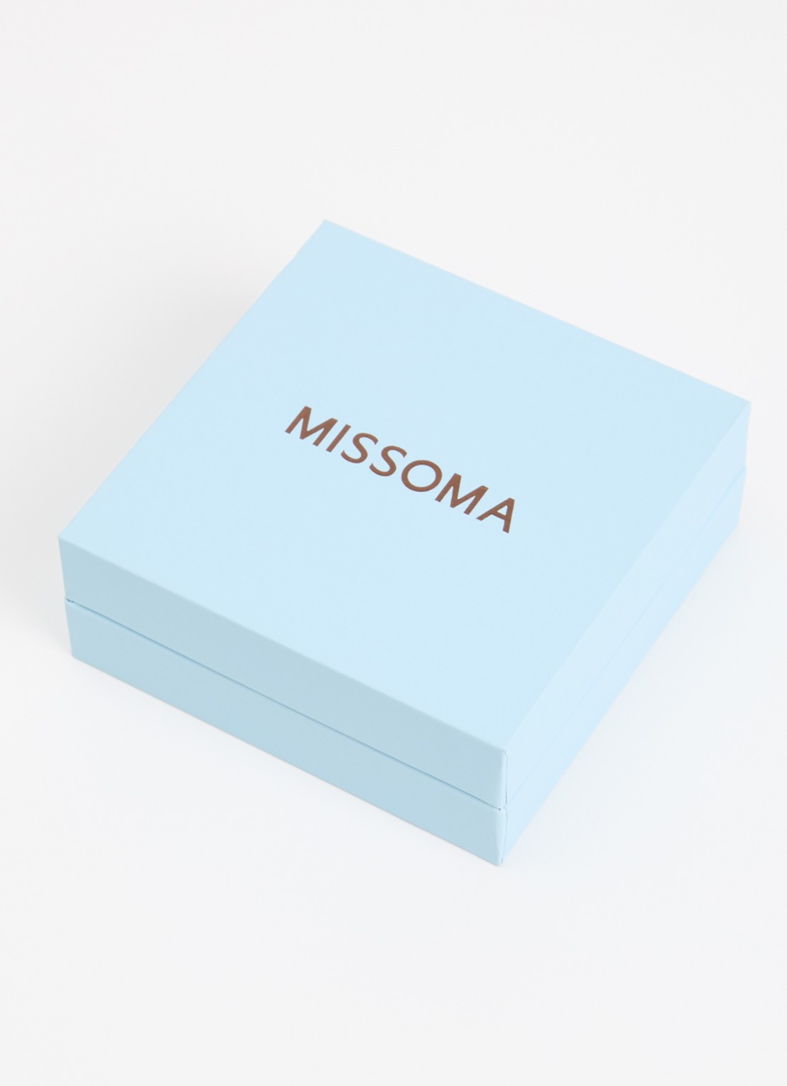 Missoma Pearl Wave Small Hoop oorringen verguld - detail 4 goud