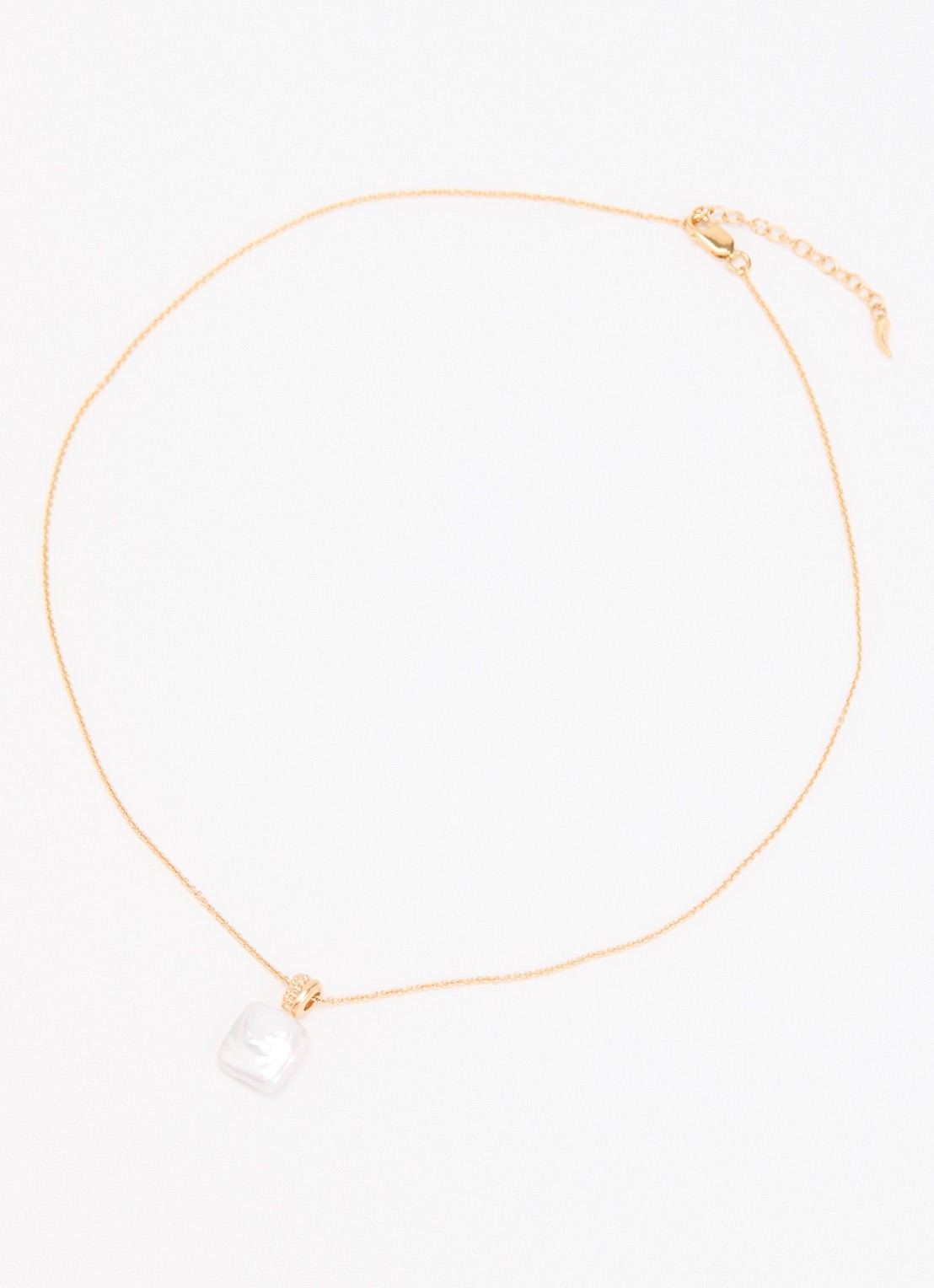 Missoma Square Pearl Baya ketting verguld - detail 3 goud