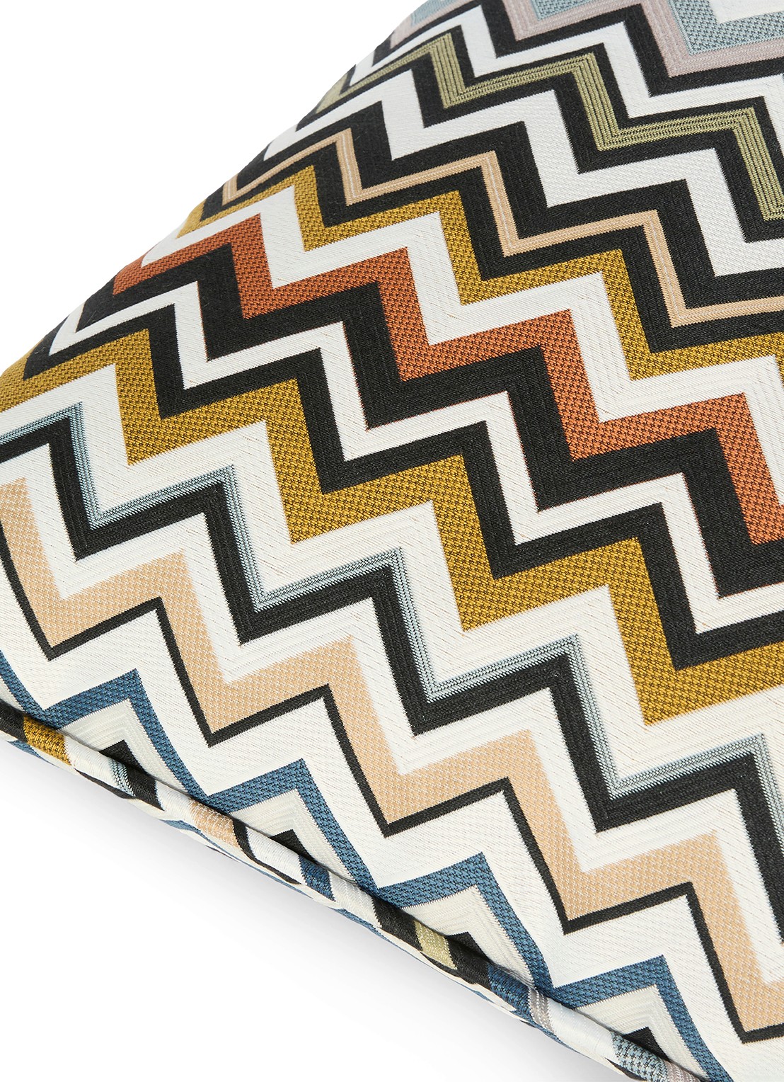 Missoni Belfast sierkussen 45 x 45 cm - voorkant 2 bruin