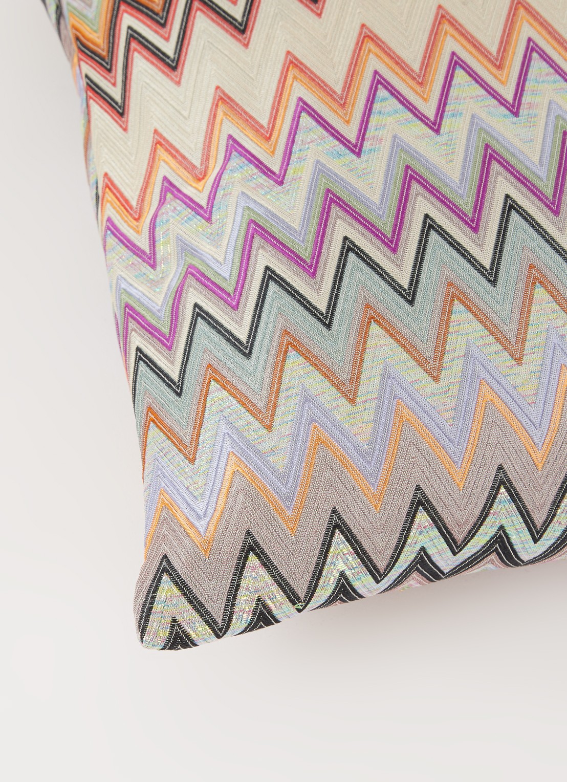 Missoni Masuleh sierkussen 40 x 40 cm - detail 3 taupe