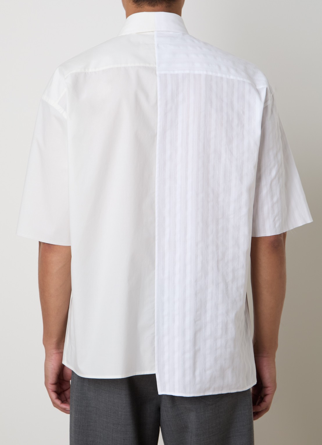 MM6 Regular fit overhemd met logoprint en borstzak - achterkant wit