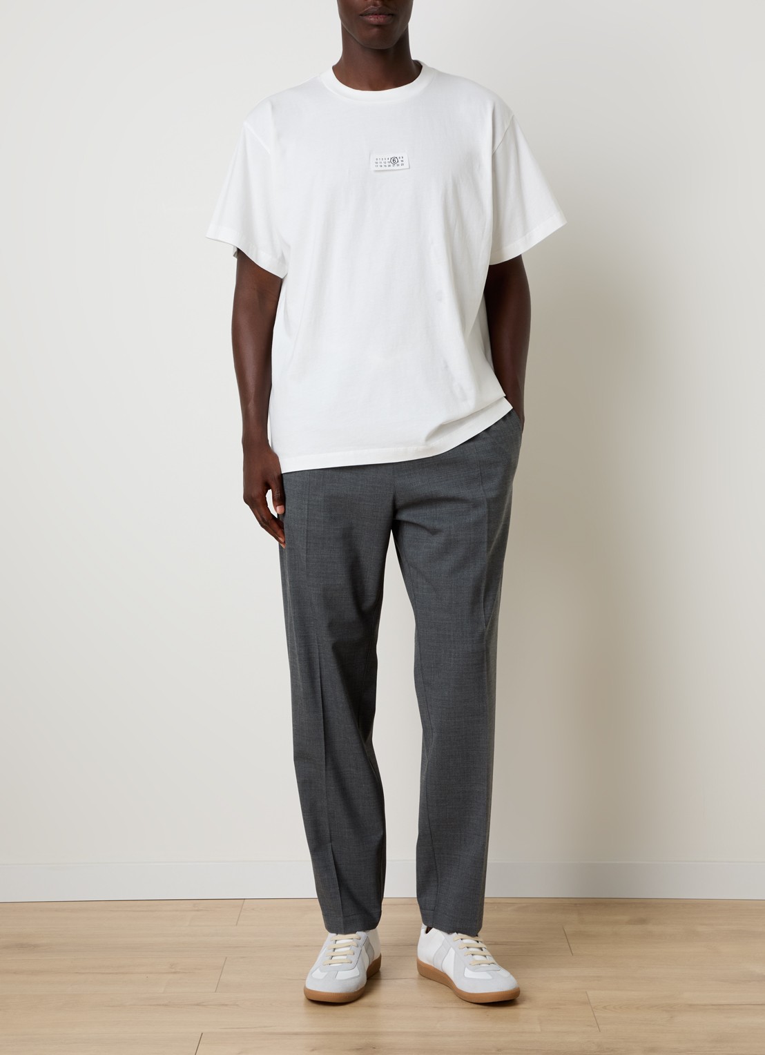 MM6 Straight fit pantalon met persplooi en steekzakken - voorkant 3 donkergrijs