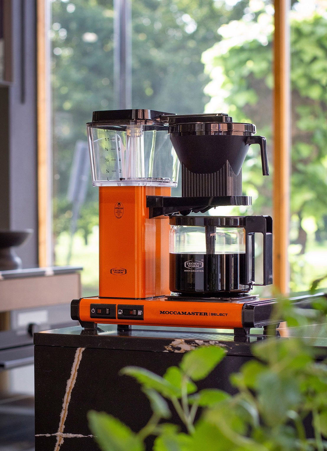 Moccamaster KBG Select koffiezetapparaat 53986 - detail 6 orange