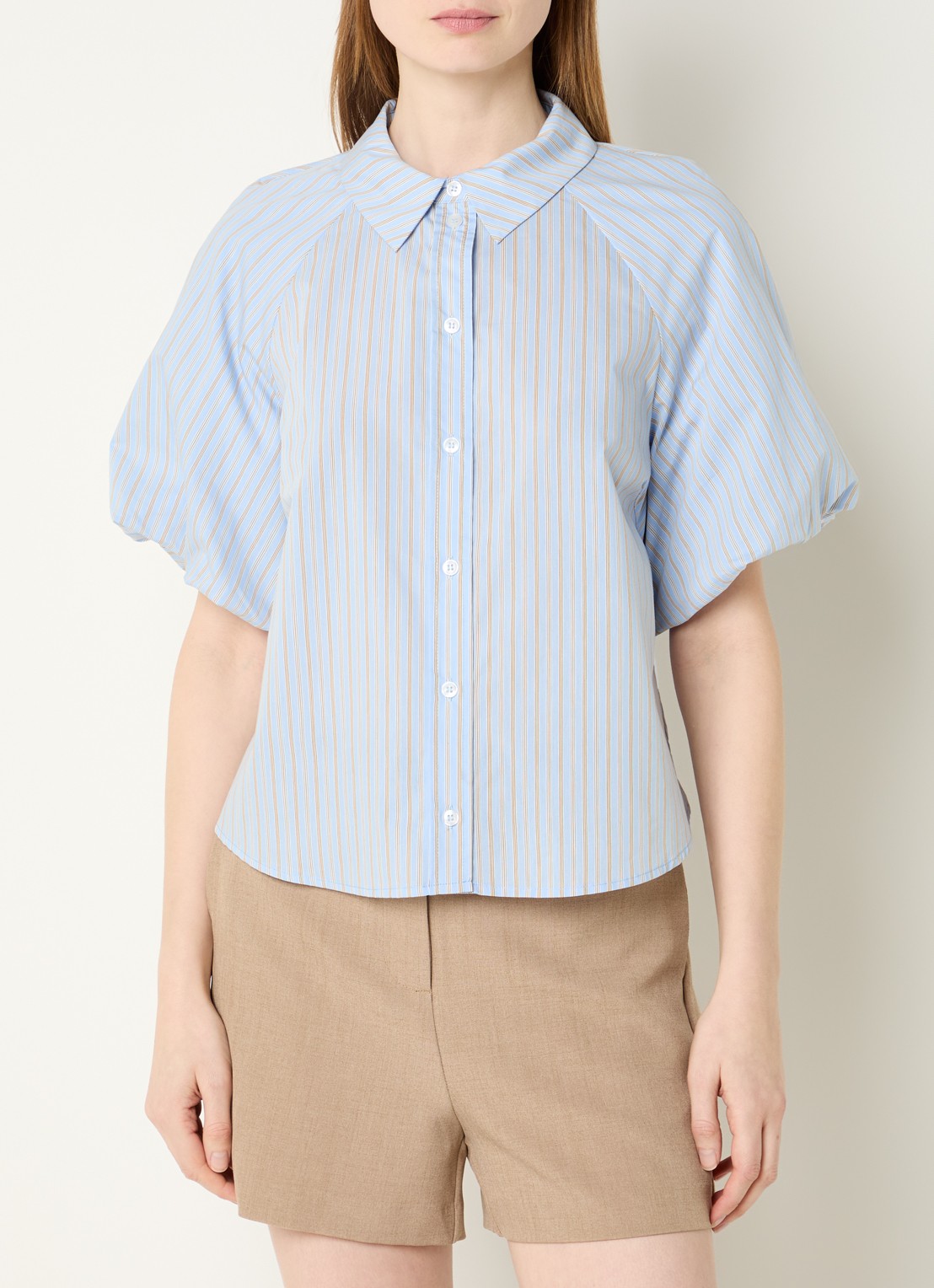 Modström Augusta blouse met ballonmouw en streepprint - detail 4 lichtblauw