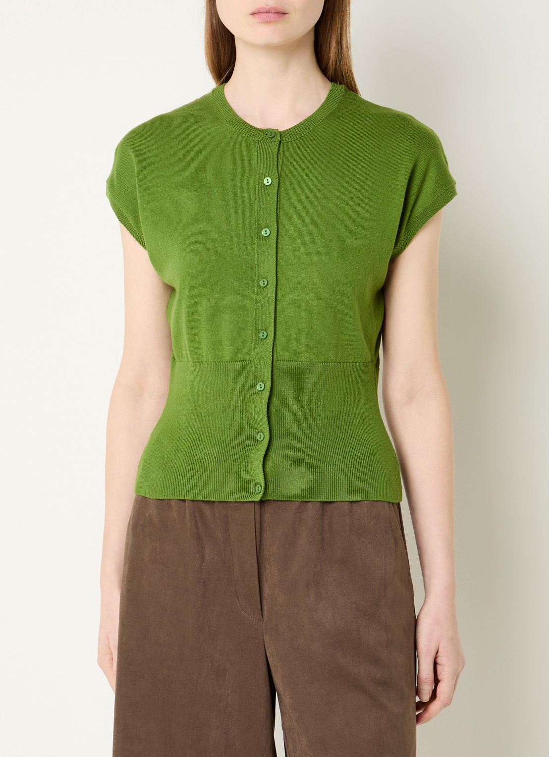 Modström Bernadette fijngebreid vest met vlindermouw - detail groen