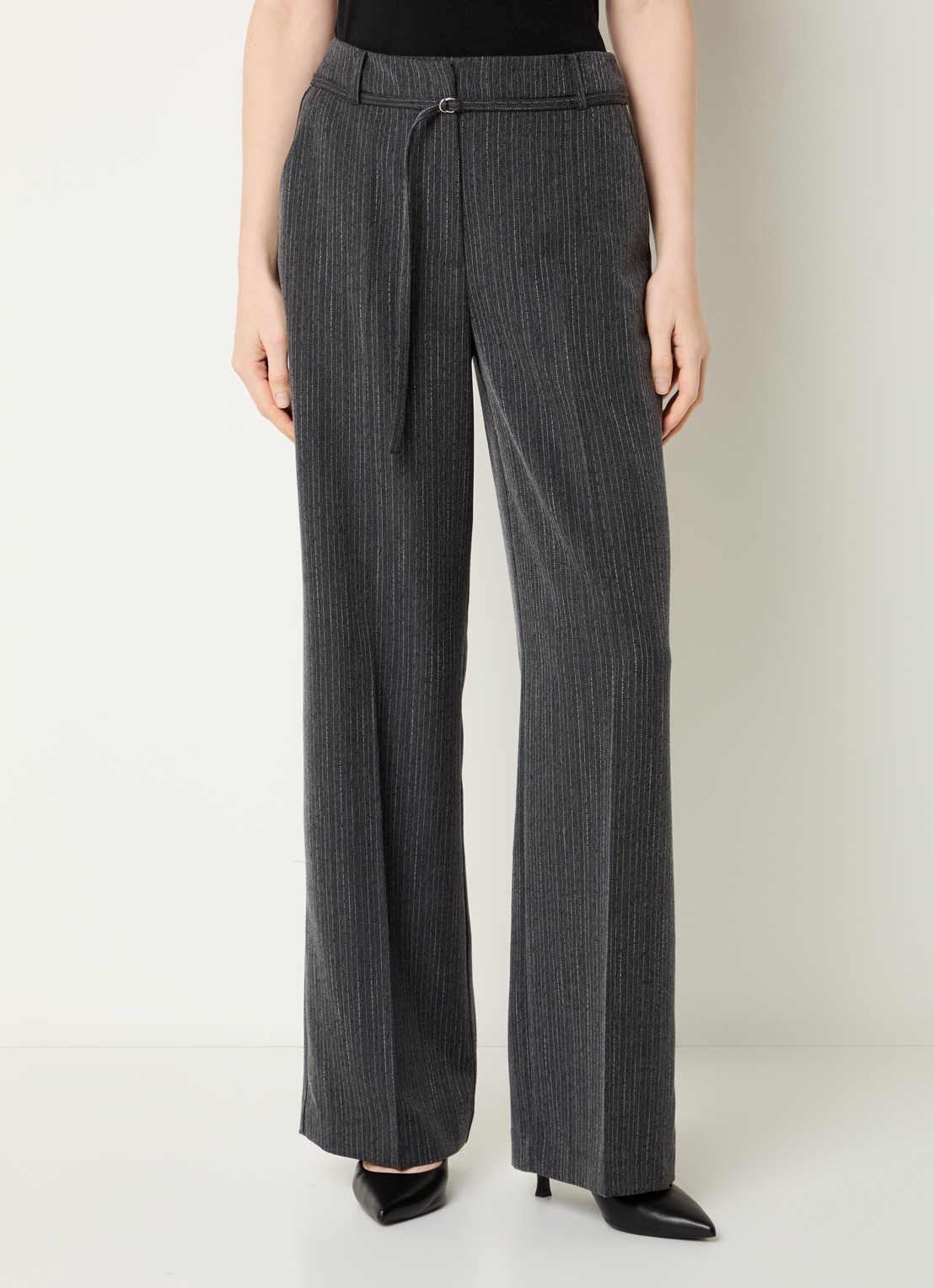 Modström Birna mid waist wide fit pantalon met krijtstreep - detail antraciet