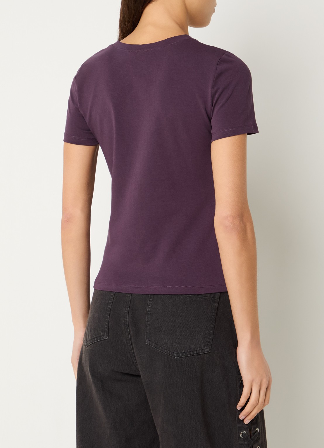 Modström Dae T-shirt met ronde hals - achterkant aubergine
