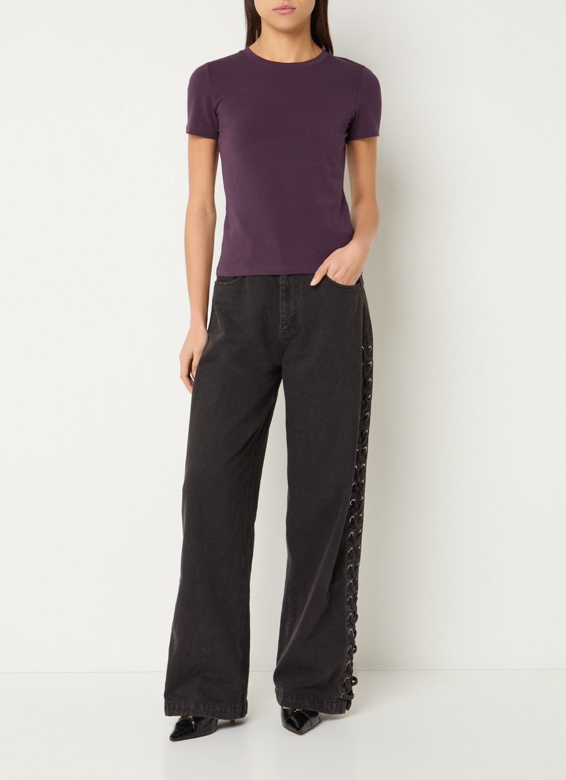 Modström Dae T-shirt met ronde hals - voorkant 3 aubergine