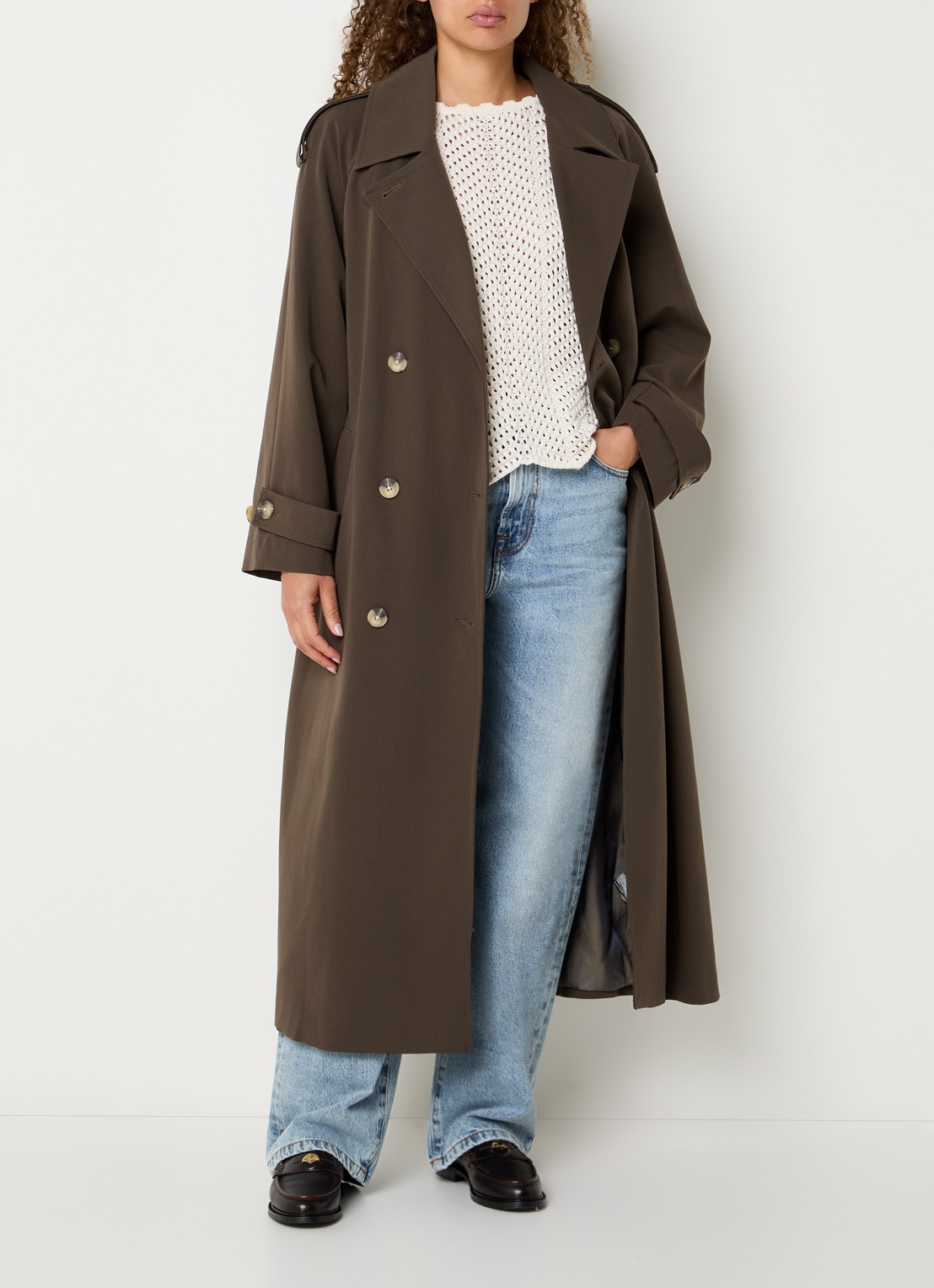 Modström EvieMD trenchcoat met steekzakken en ceintuur - voorkant 2 naturel
