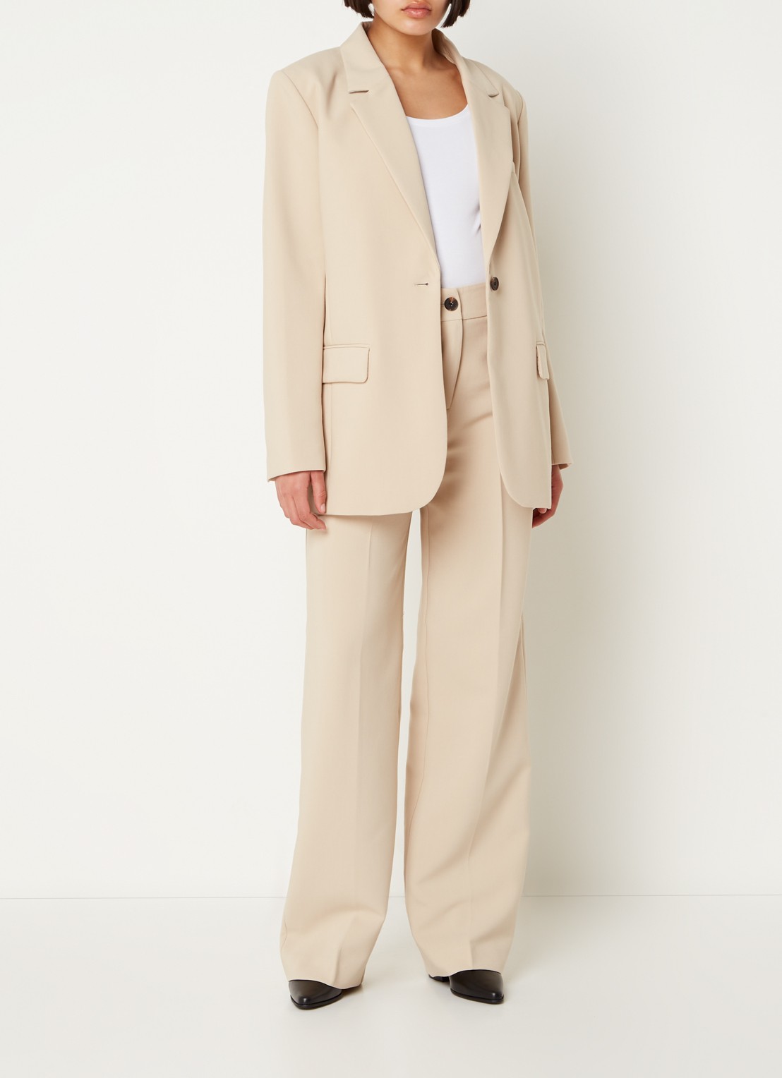 Modström Gale blazer met klepzakken - voorkant 2 lichtbruin