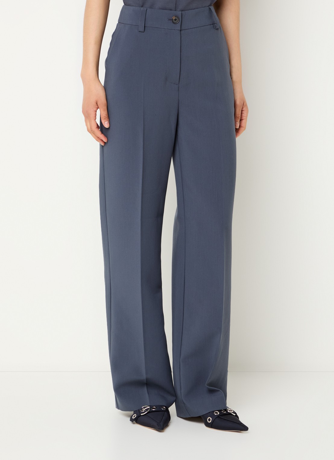 Modström Gale high waist straight fit pantalon met steekzakken en persplooi - detail 3 staalblauw