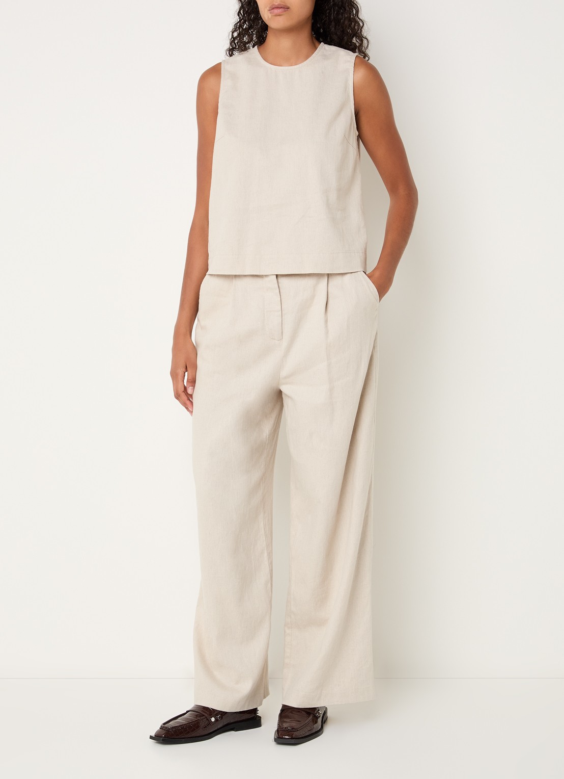 Modström Gale top in linnenblend met keyhole - voorkant 4 beige