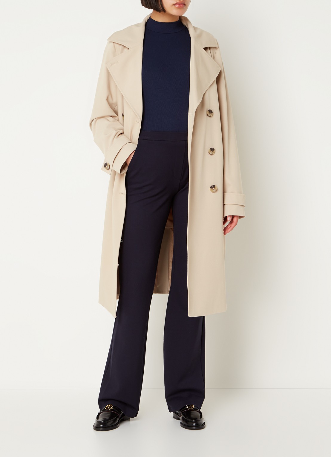 Modström Hiro trenchcoat met dubbele knopenrij en strikceintuur - voorkant 4 donkerbeige