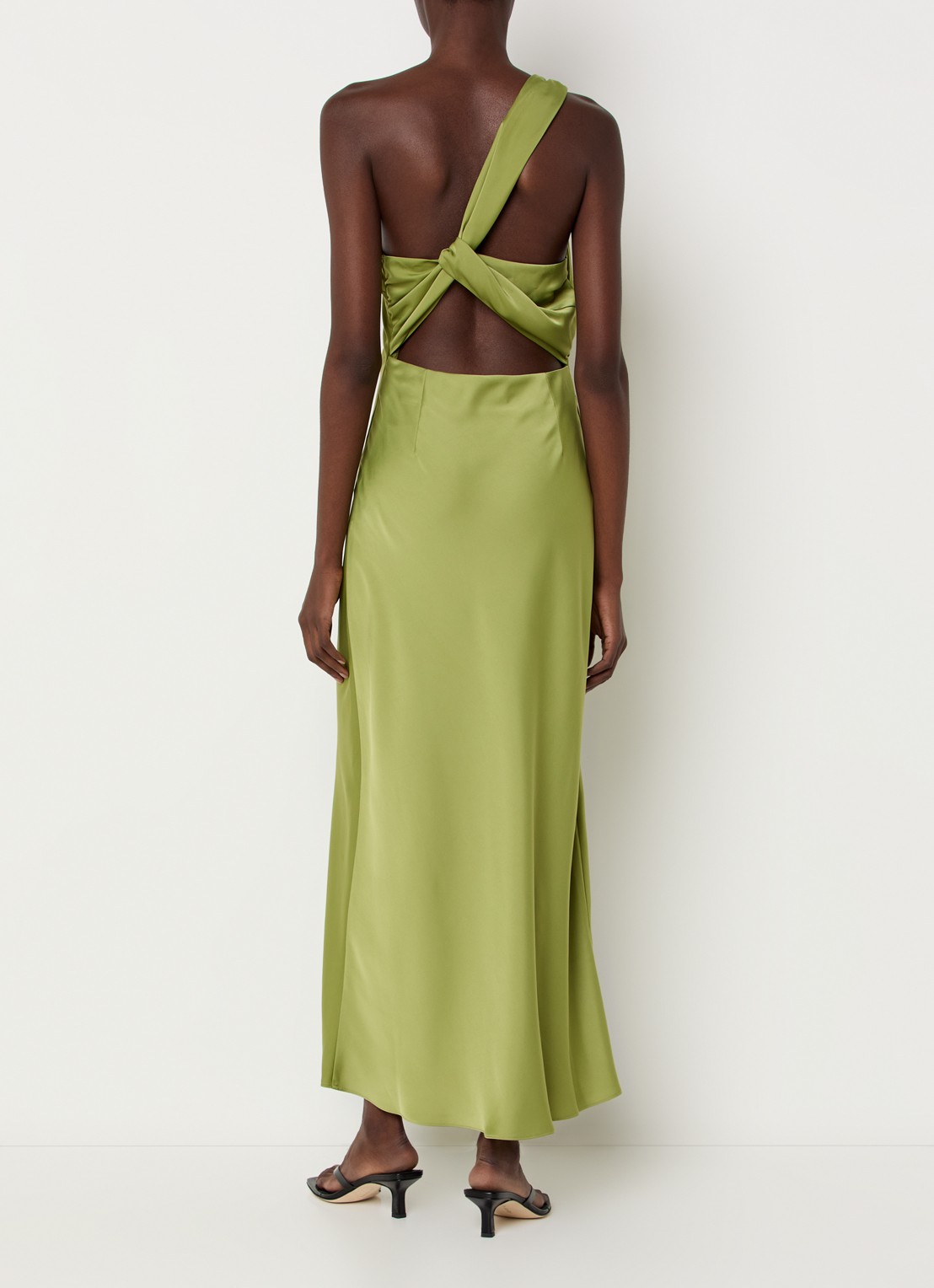 Modström Narcissa one shoulder midi jurk van satijn - achterkant 2 mosgroen