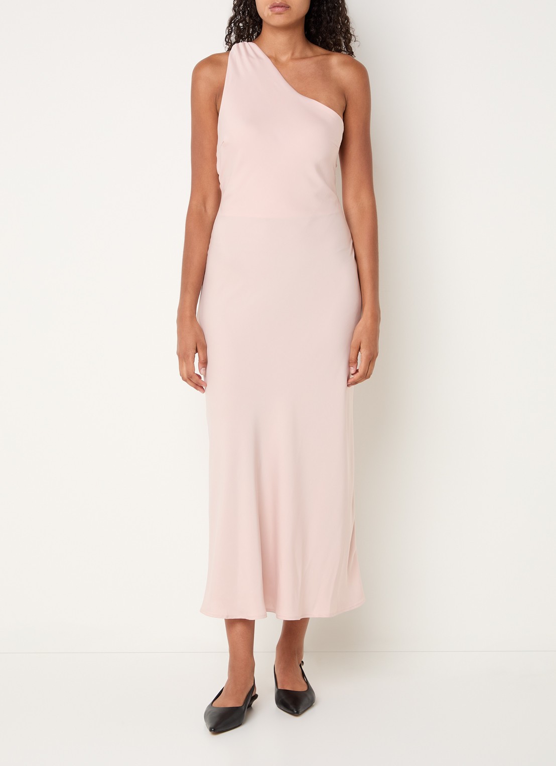 Modström Narcissa one shoulder midi jurk van satijn - detail 4 oudroze
