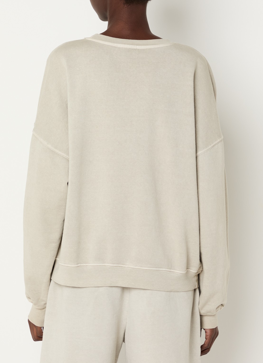 Modström Niarn sweater van  katoen met logo - achterkant lichtgrijs