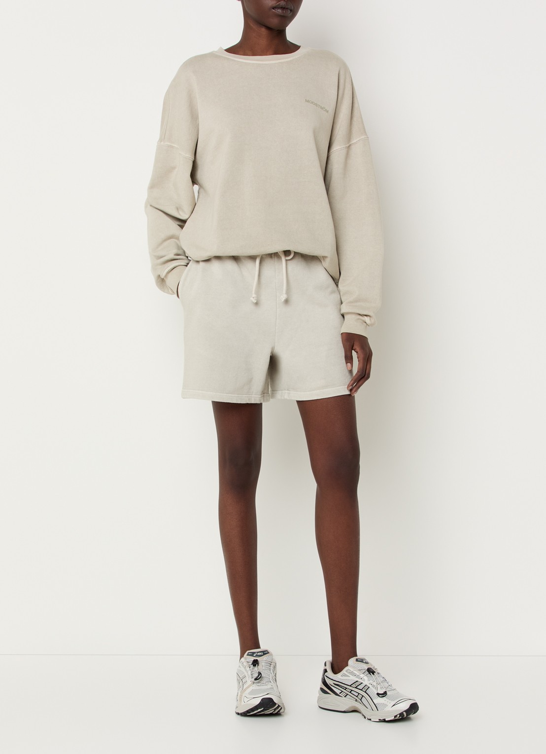 Modström Niarn sweater van  katoen met logo - voorkant 4 lichtgrijs