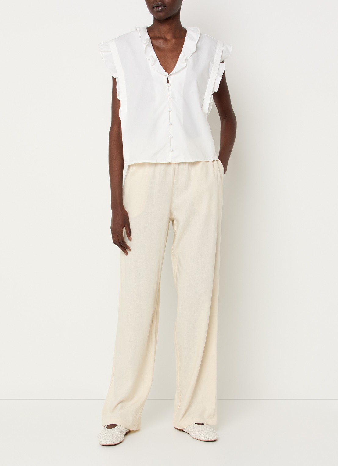 Modström Nikko mouwloze blouse met ruches - voorkant 4 gebroken wit