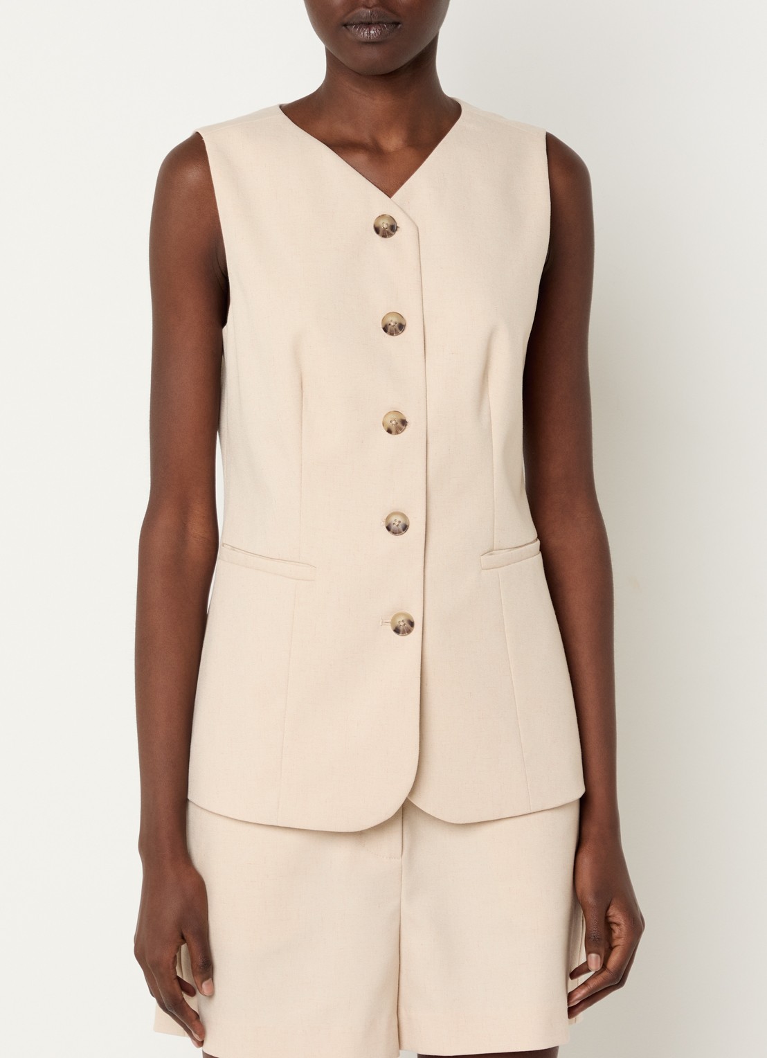 Modström Norma gilet in linnenblend met paspelzakken - detail 4 creme