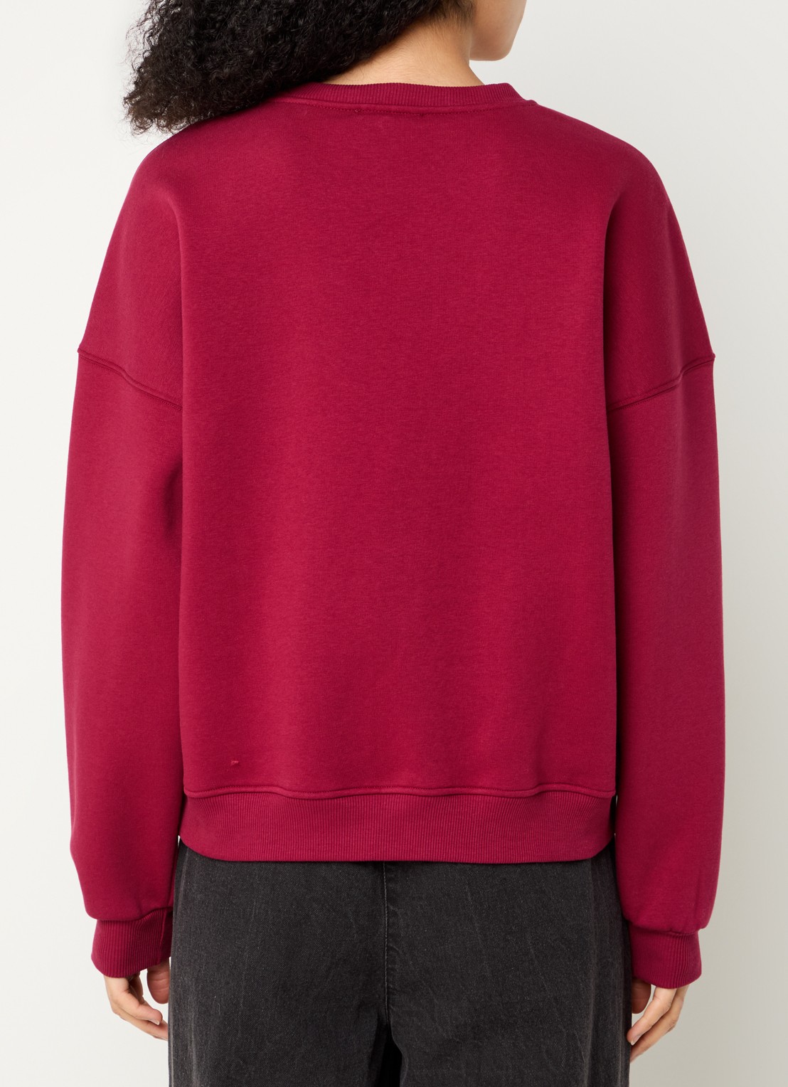 Modström Paula sweater met logo - achterkant 4 donkerrood