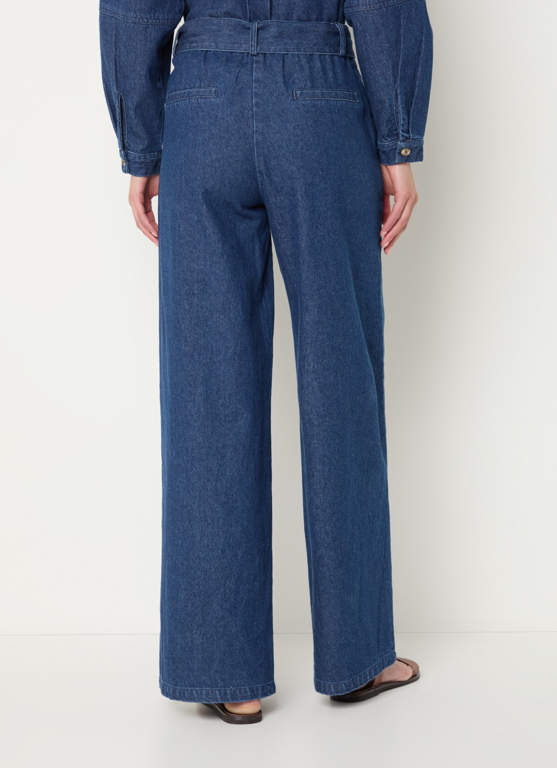 Modström Possym high waist wide leg jeans met elastische band en strikceintuur - achterkant 3 indigo