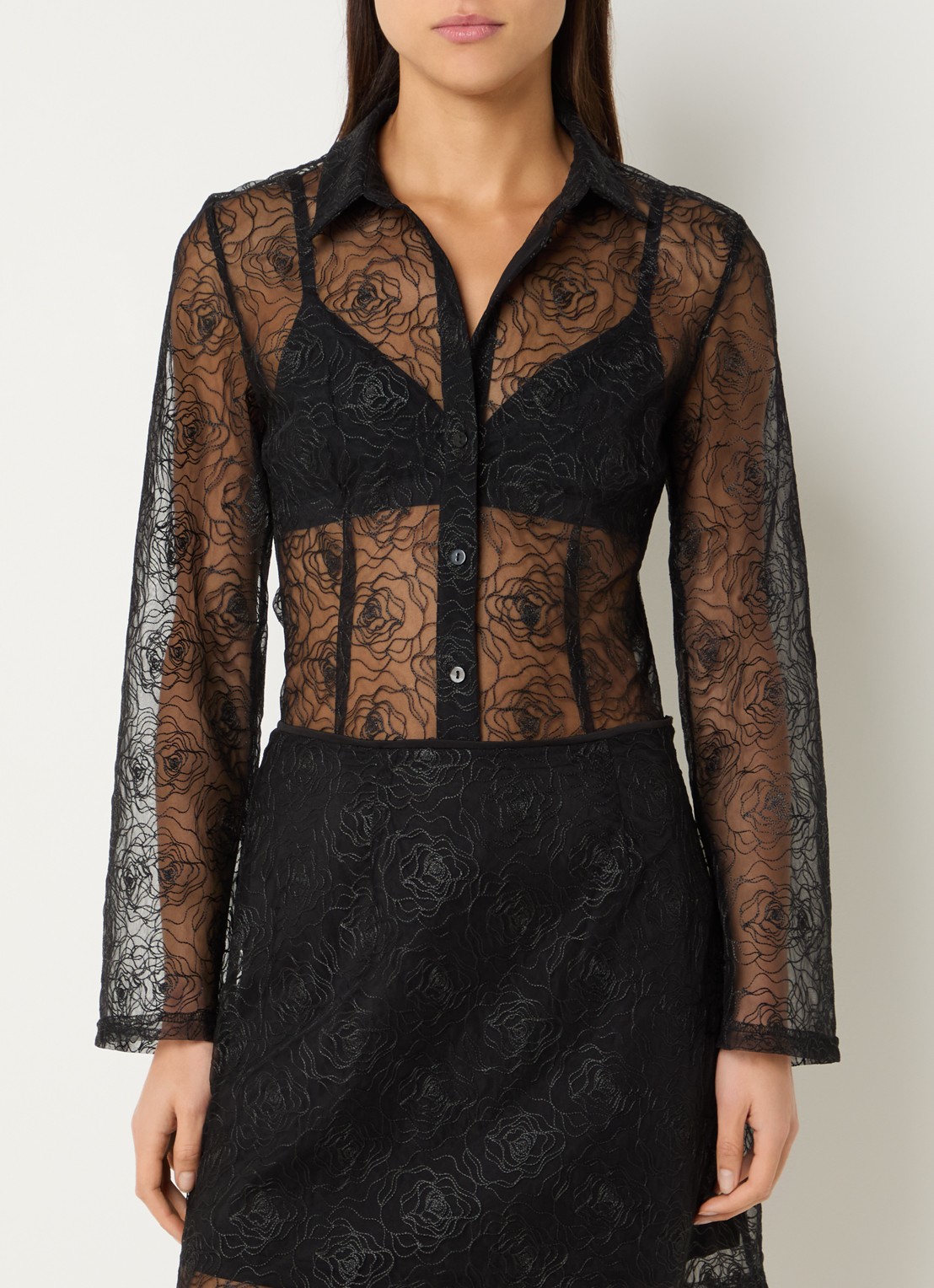 Modström Rocco semi-transparante blouse van kant met bloemenprint - detail 4 zwart