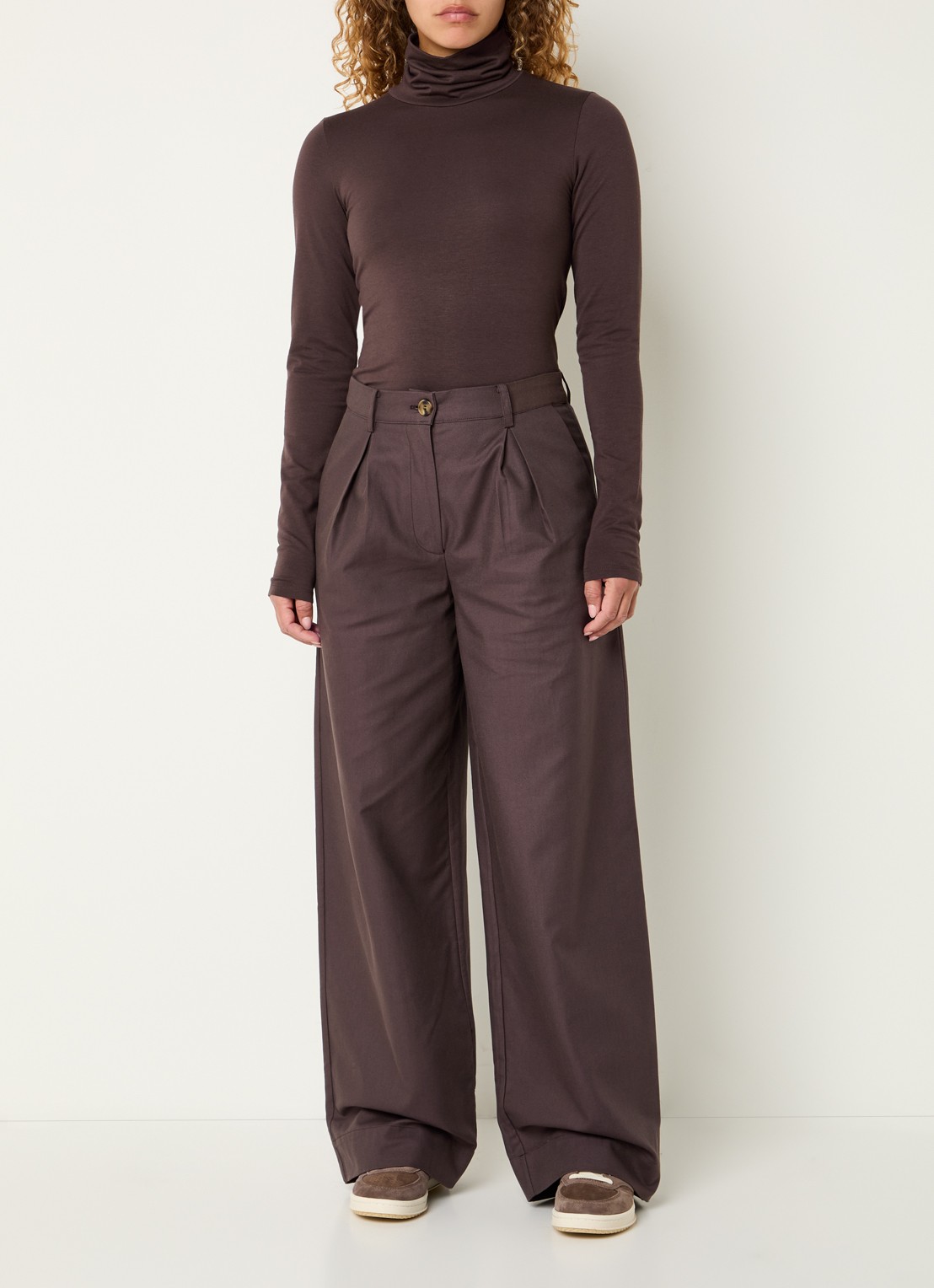 Modström Tanner longsleeve met col - voorkant 3 donkerbruin