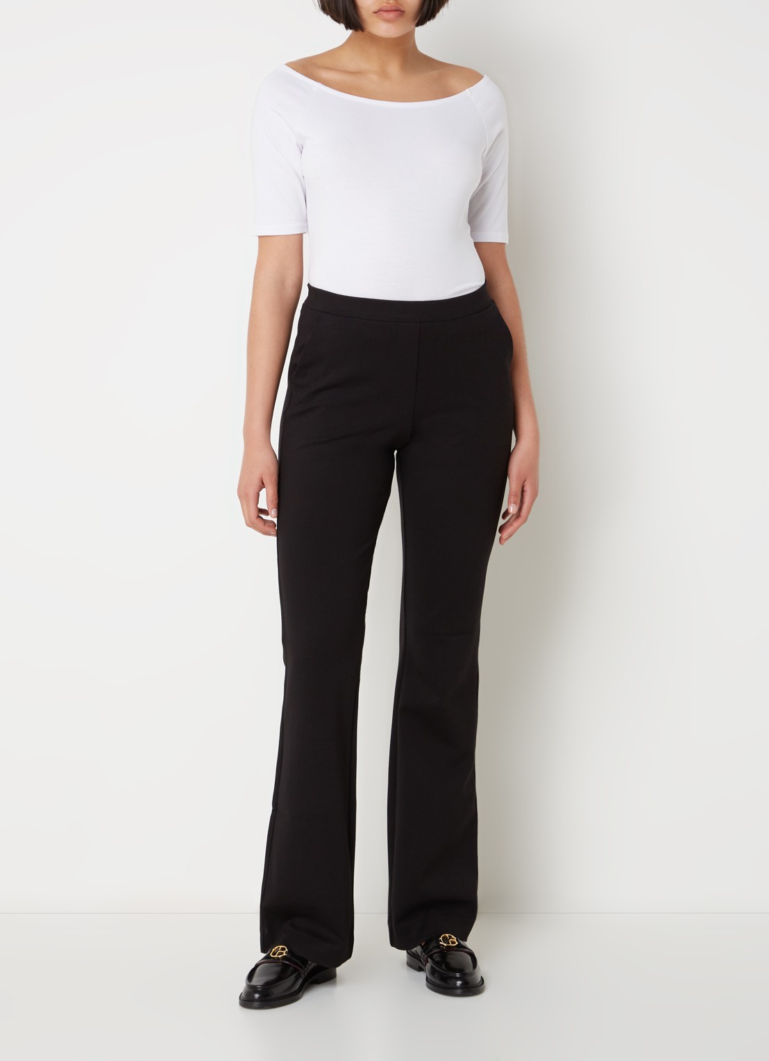 Modström Tansy top met boothals en stretch - voorkant 2 wit
