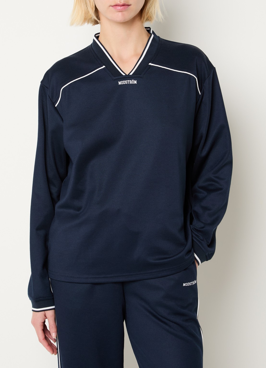 Modström Utopia longsleeve met logo - detail 2 blauwgrijs