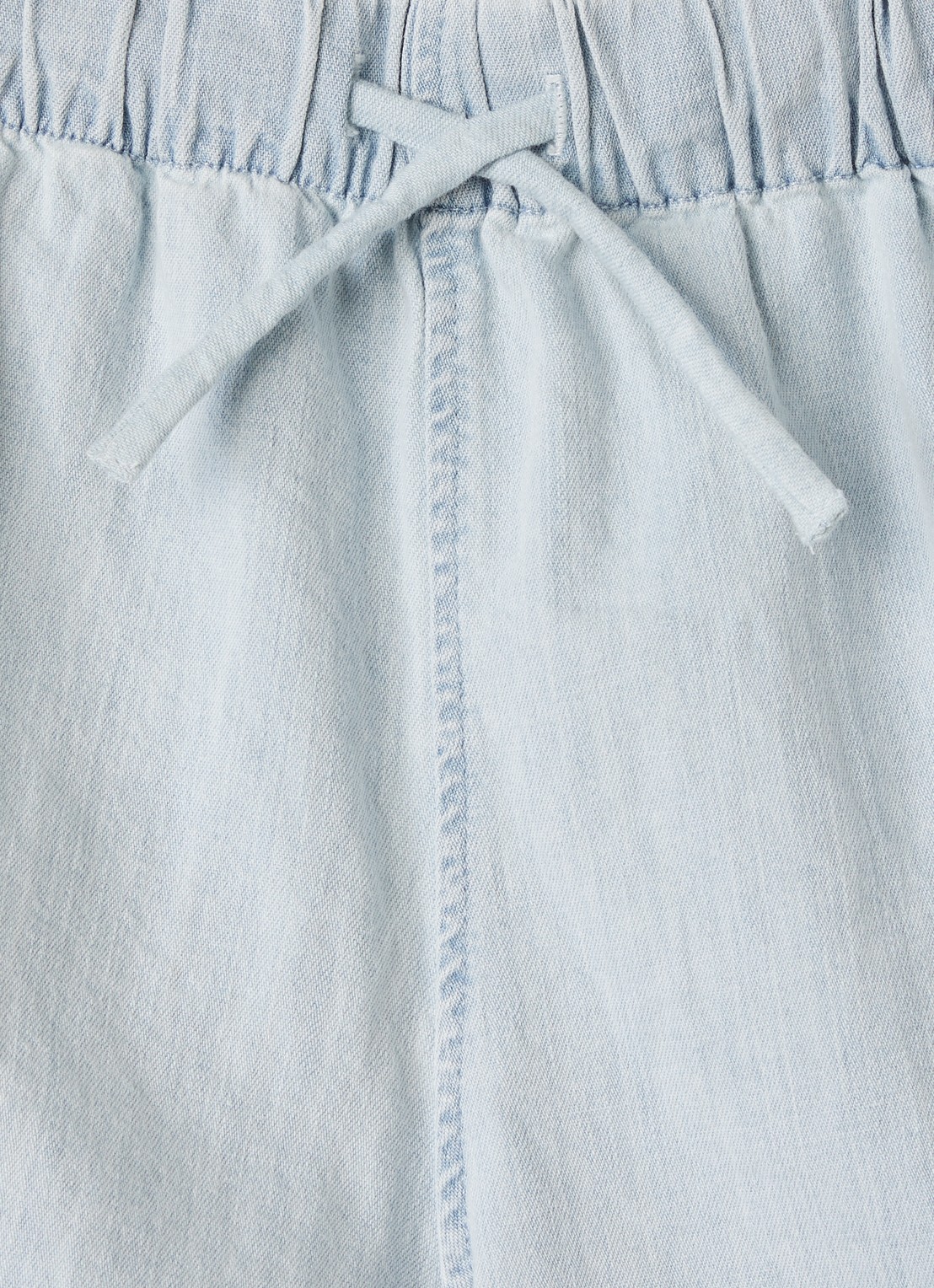 Molo Addie wide fit korte broek van chambray - detail 3 lichtblauw