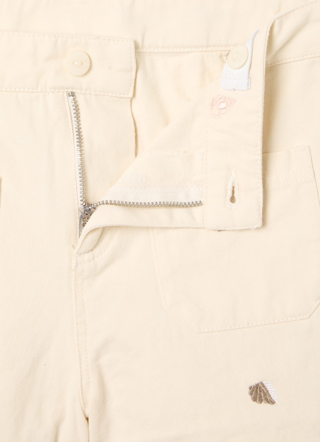 Molo Amanda straight fit korte broek met borduring - detail 3 creme