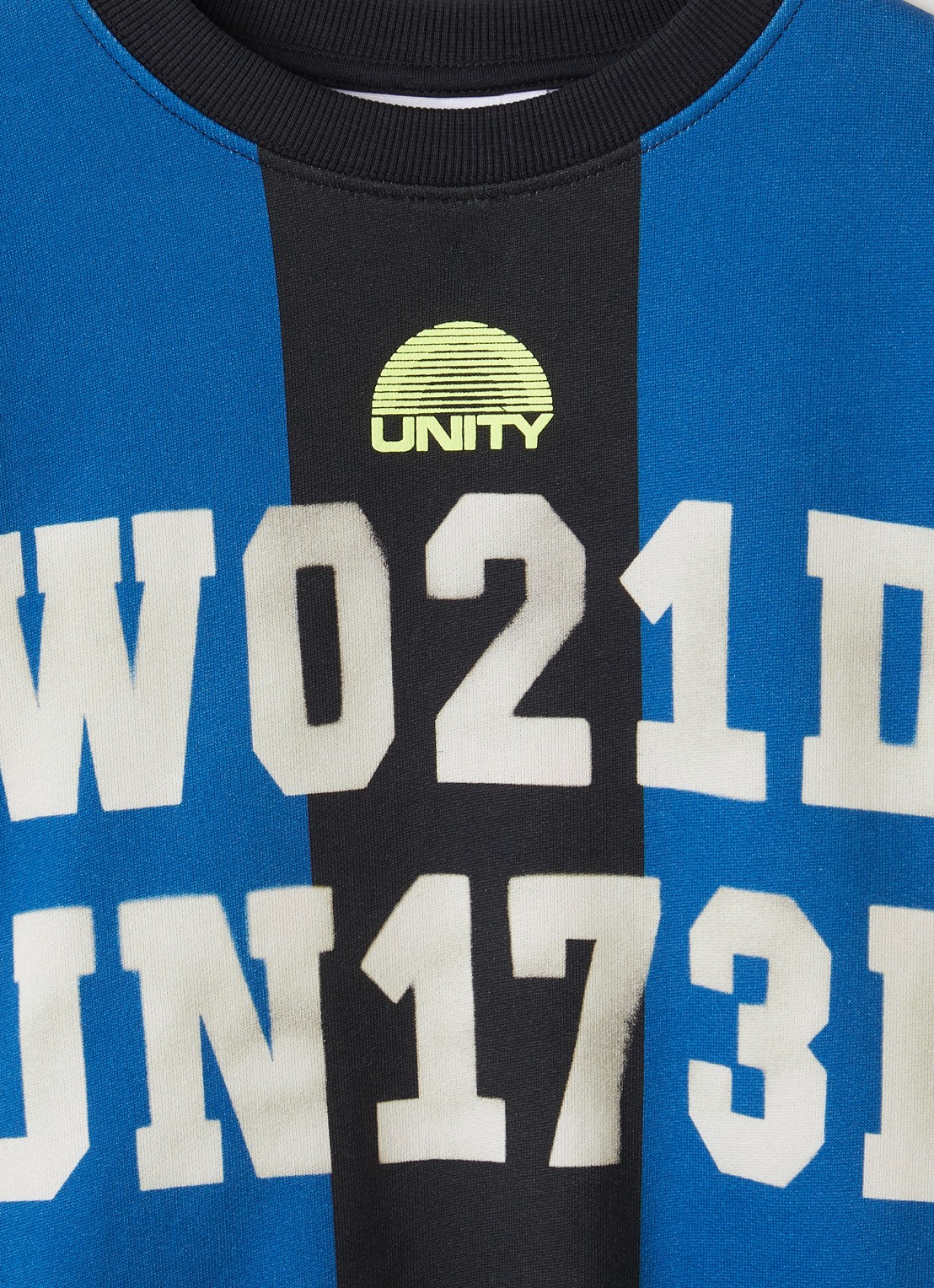 Molo Monti sweater met print - detail royalblauw
