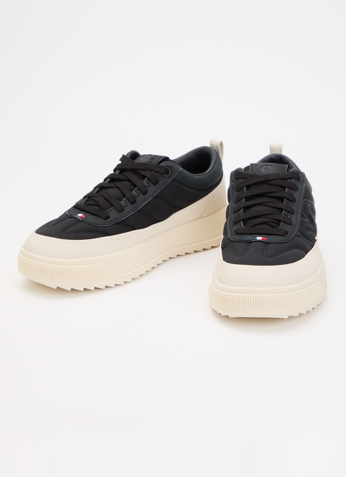 Moncler Altive sneaker met nubuck details - detail 2 zwart