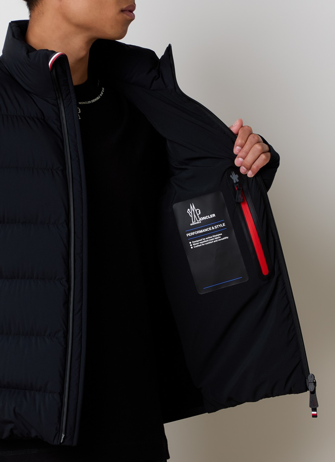 Moncler Araripe gewatteerd jack met donsvulling en waterafstotende coating - detail 2 zwart