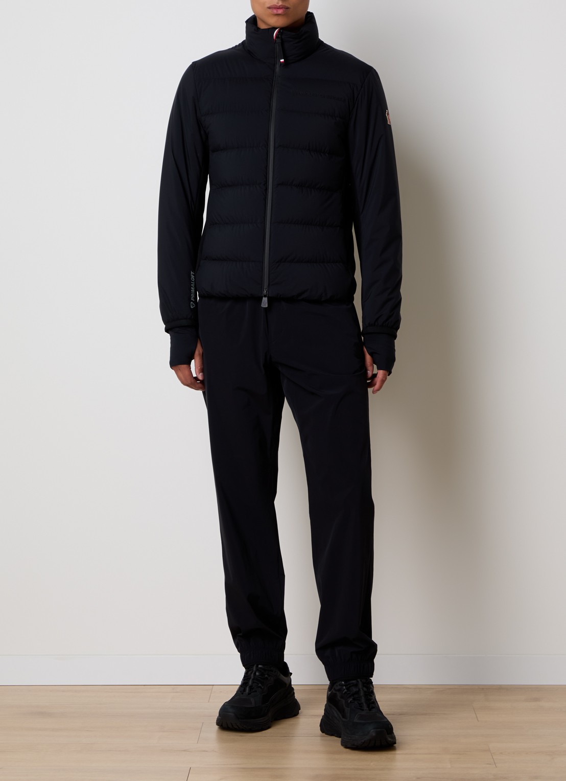 Moncler Araripe gewatteerd jack met donsvulling en waterafstotende coating - voorkant 6 zwart