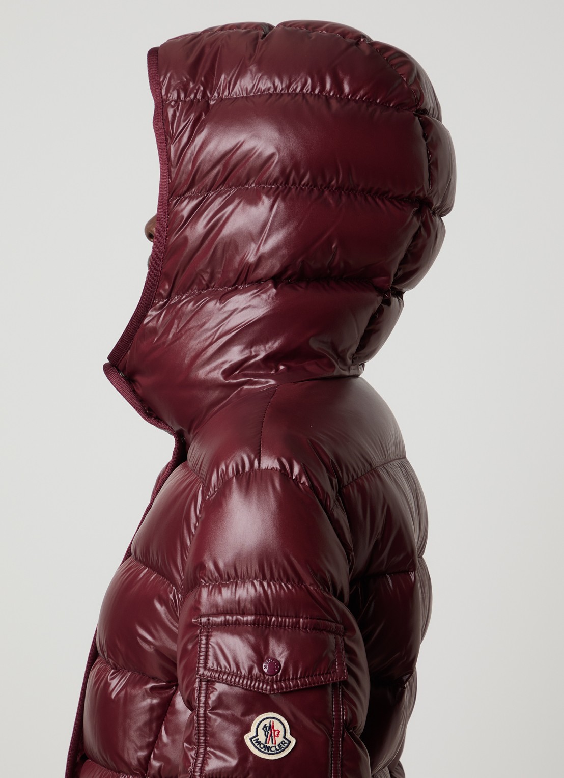 Moncler Barante gewatteerd jack met donsvulling en capuchon - detail 4 bordeauxrood