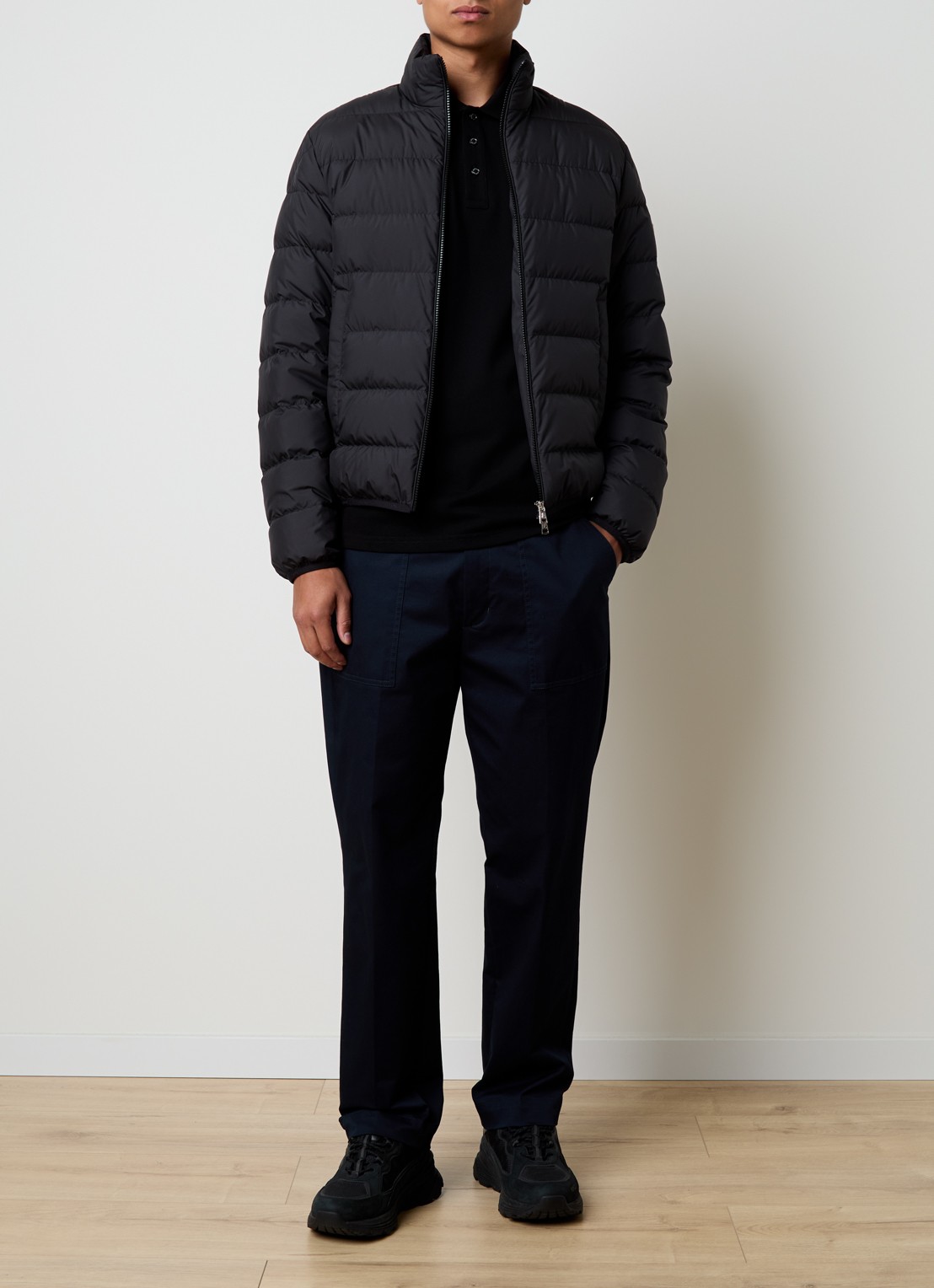 Moncler Baudinet puffer jack met donsvulling en steekzakken - voorkant 2 zwart