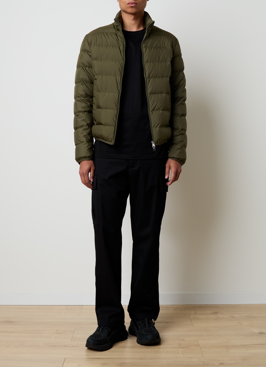 Moncler Baudinet puffer jack met donsvulling en steekzakken - voorkant 2 mosgroen