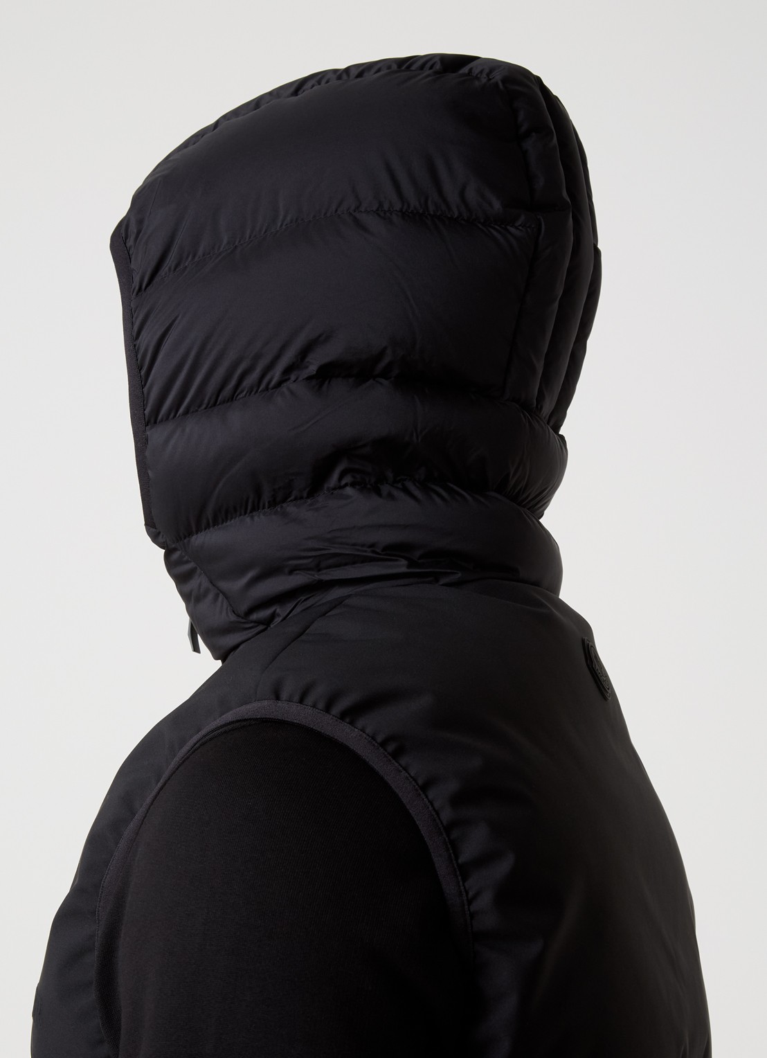 Moncler Bresse gewatteerde bodywarmer met donsvulling en capuchon - detail 4 zwart